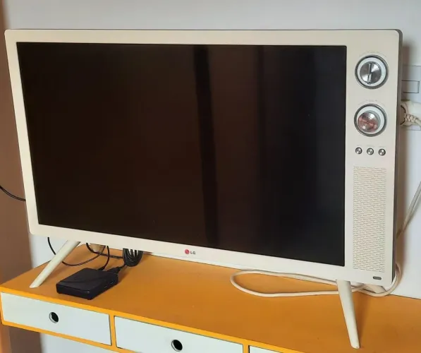 Televisor LG 32" Vintage 