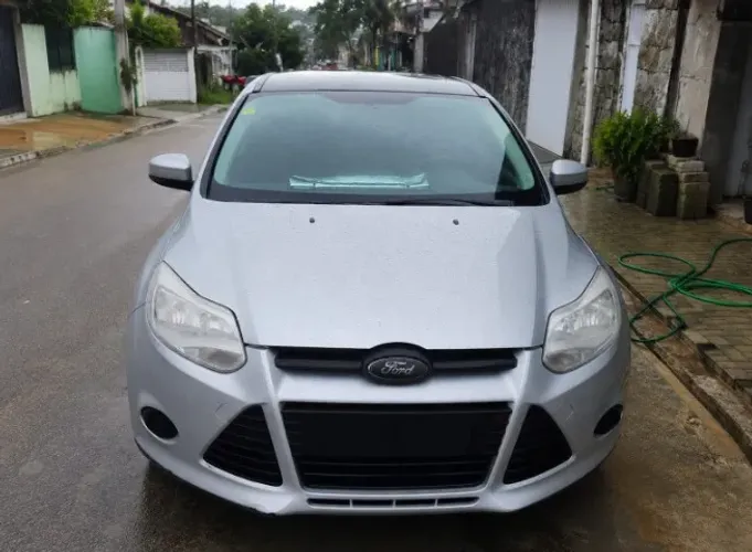 Ford Focus 1.6 S/se/se Plus Flex 8v/16v 5P 2015