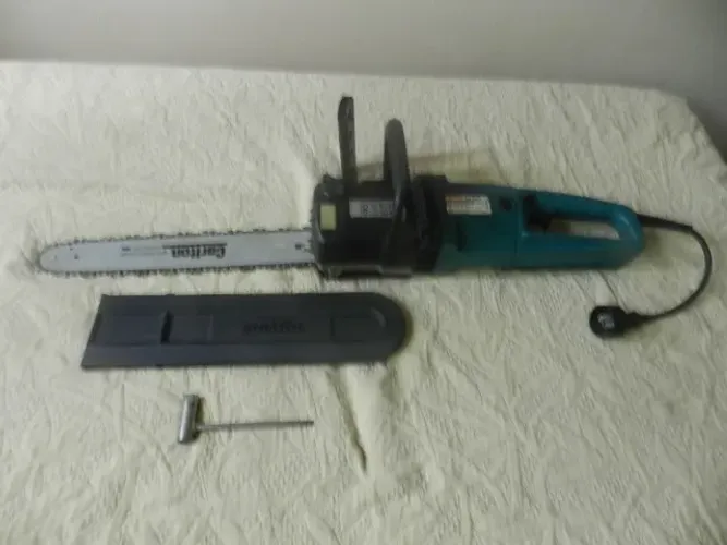 Motor serra Makita pouco uso igual a zero eletrico 110v R$500.00