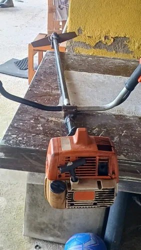 roçadeira  sthil  160 funcionando  em bom estado  aceito  troca  por  cama  eslastica  