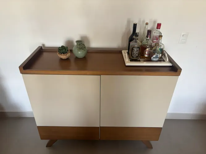 Móvel bar/buffet