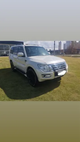 Mitsubishi Pajero HPE Full 3.2 4X4 T.i.dies. 5P AUT 2018