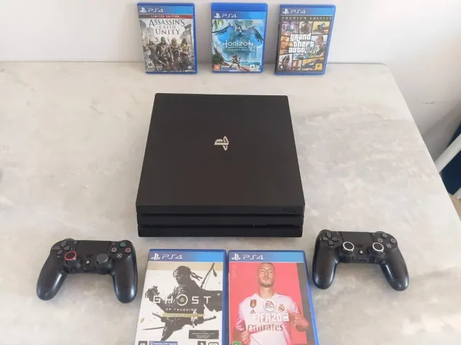 Ps4 Pro 1 Tera 4 k Hd Ssd 2 Controles + 5 Jogos