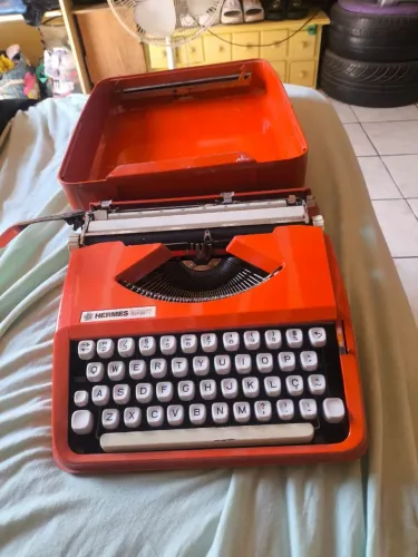Máquina de tipografia nova zera funcionando tudo 