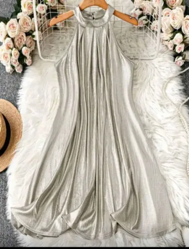 Vestidos novos