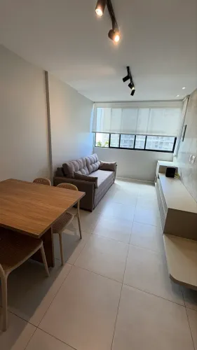 Alugo EXCELENTE quarto e sala com vista mar!