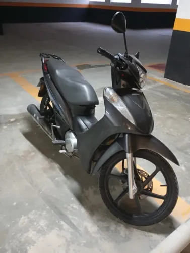 VENDO HONDA BIZ EX 125 CC (2017)