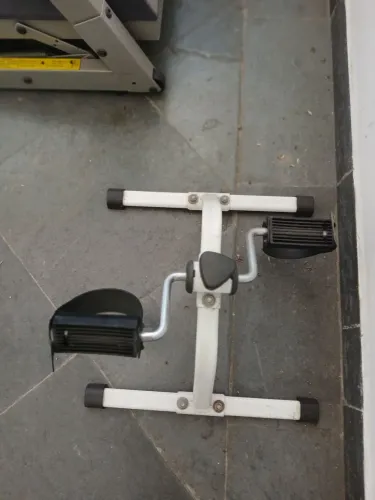 Mini Bicicleta Ergométrica.