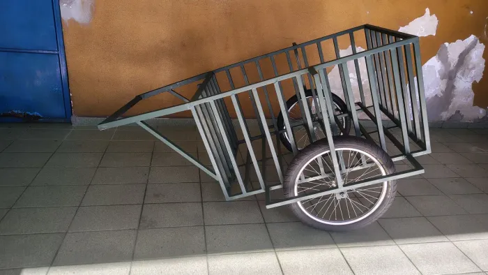 CARRINHO DE FERRO NOVO