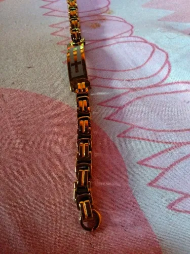 Vendo pulseira masculina de aço inoxidável, dourado linda estilosa, *17