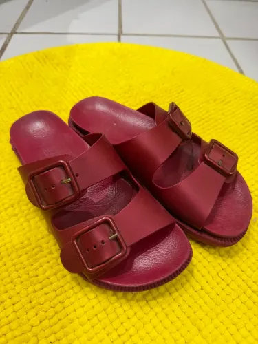 Sandália Estilo Birken - TAM: 35/6