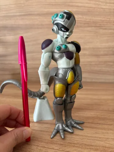 Boneco DBZ super saiyan Freeza 