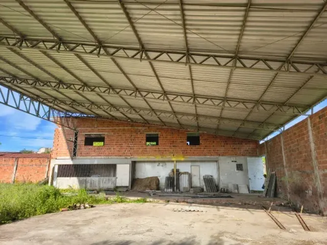 ALUGO GALPÃO, 500M2, TERRENO TOTAL COM 1.410M2 COM ESCRITÓRIO, ALMOXARIFADO E BANHEIROS
