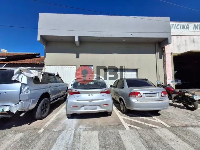 Salão comercial para locação-J.D das Oliveiras-amplo espaço-banheiros PCD