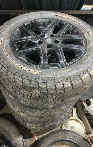Rodas 17 Fiat toro + Pneus Xbri Brutus meia vida 