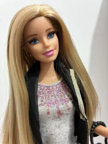 Barbie Style Black 2014/2015 (Original Mattel)