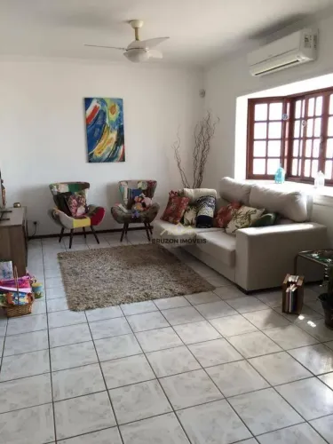 CASA A VENDA, 3 QUARTOS, 221M²A.T, 182M²A.C, R$1.070.000.00, VILA GALVÃO - JUNDIAÍ/SP.