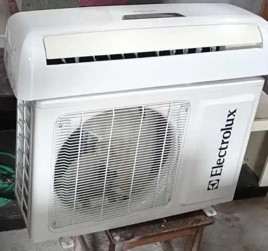 Split Electrolux Ecoturbo 9.000 Btus.