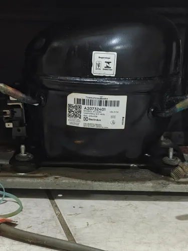 Motor Compressor de Freezer Eletrolux Coquinho 1/4 hp em Estado de Novo