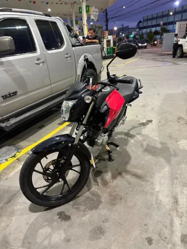Motos disponível pra aluguel