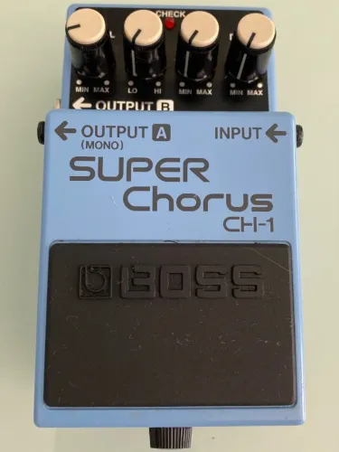 PEDAL GUITARRA BOSS CHORUS CH1