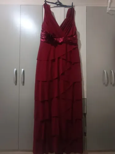 Vestido bordô 