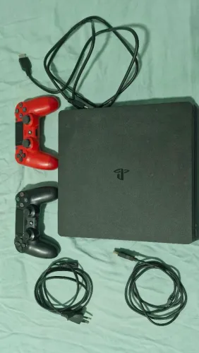 PlayStation 4 Slim