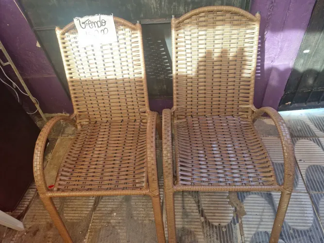 Cadeiras em perfeito estado