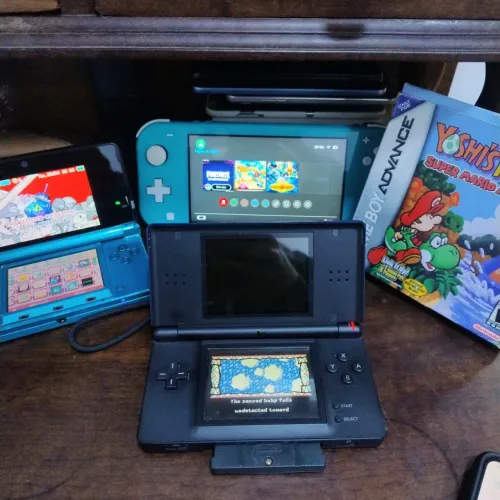Nintendo Ds lite + Gba Yoshi Island