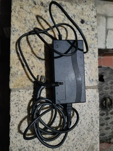 Baterias 48V Conector C14 para bike elétrica.