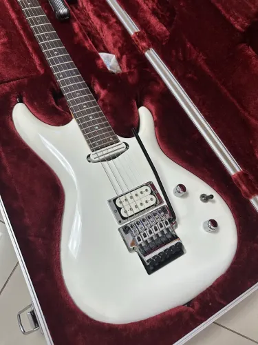 Ibanez JS2400