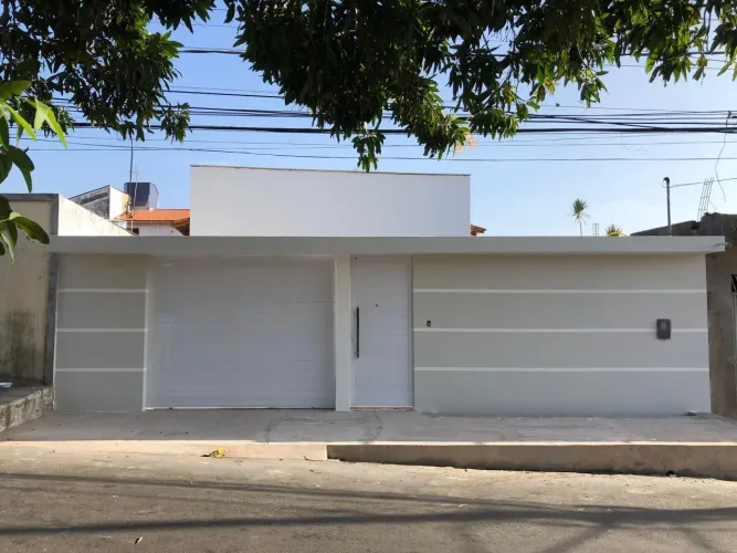 Alugo Casa no Pq Topázio, Cohama