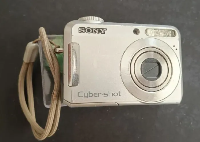 SONY CYBER-SHOT DSC-S650 "RETIRADA PEÇAS"