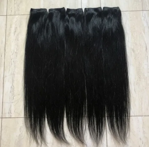 Cabelo humano em tela