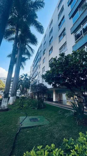 Apartamento à Venda com 3 Quartos na SQS 212 - Asa Sul