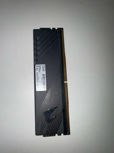 Memória Aorus RGB, 8GB (1x8GB), 3600MHz, DDR4, CL18 - GP-AR36C18S8K2HU416R