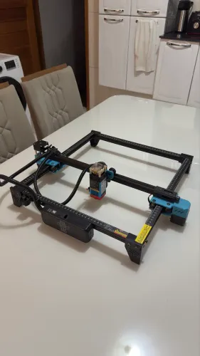 Máquina de corte e gravura a laser TTS-55