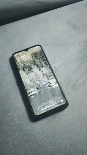 Vende-se Xiaomi 10a! (Ótimo estado)