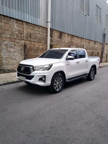 Toyota Hilux CD 4X4 2.8 Diesel Mec. 2020