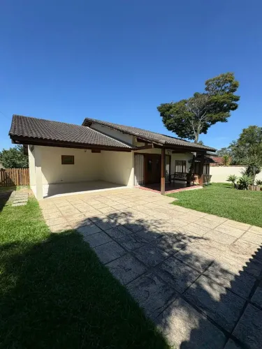 Casa jardim Martinelli Penedo RJ 