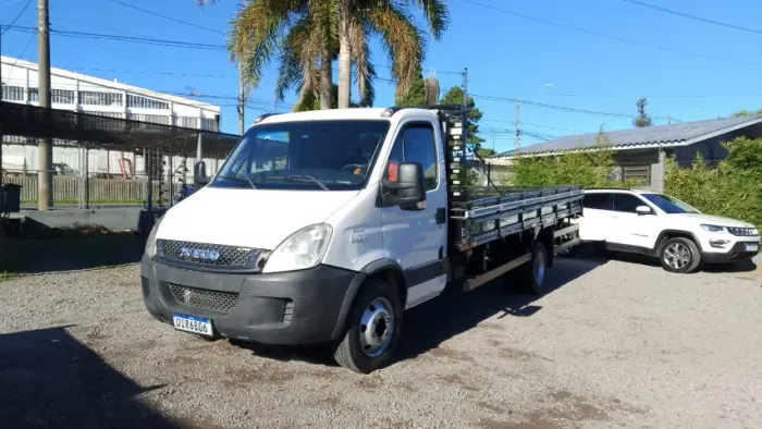 Iveco 70C17 impecavel
