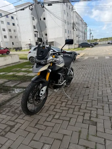 Moto novo sem detalhe