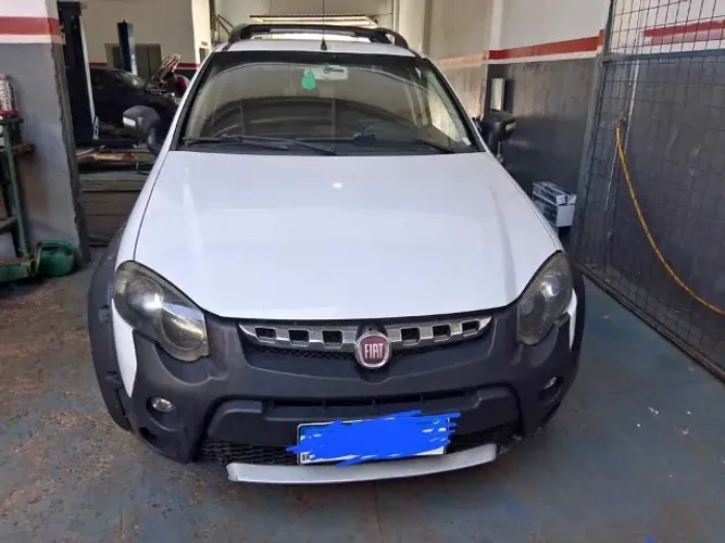 Fiat Strada Adv.1.8 16V Dualogic Flex CE 2014