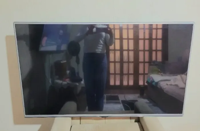 TV LG 49" Funcionando (HDMI)