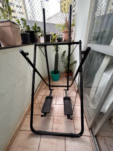 Estação Multifuncional de Exercícios- Academia em casa