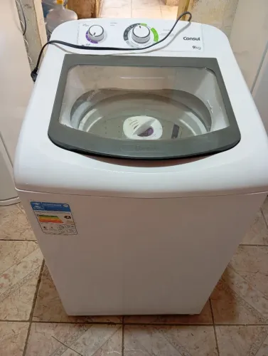 MÁQUINA DE LAVAR CÔNSUL 9KG SEMI NOVA ACEITO CARTÃO DOU GARANTIA FAÇO A ENTREGA