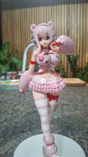 Super Sonico x Gloomy Bear Action Figure