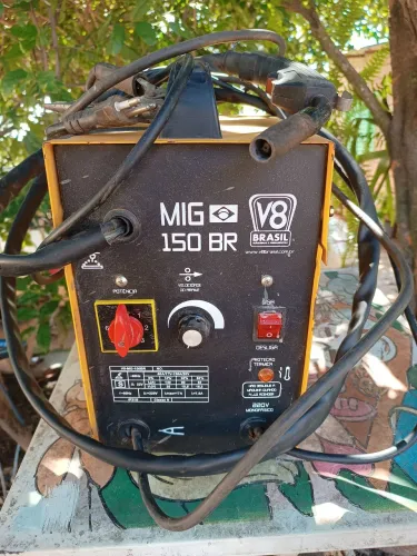 Máquina de Solda Mig sem gás 150BR Marca V8