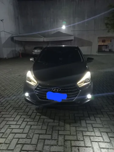 Hyundai HB20S Premium 1.6 Flex 16V Aut. 4P 2016