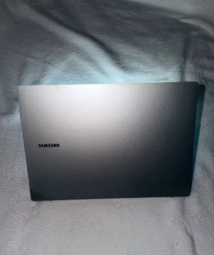 Notebook Samsung Galaxy Book Go 14 ? 4GB RAM / 128GB